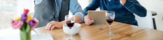 Cheers to Dads: Why Vino Cheepo is the Perfect Father’s Day Gift